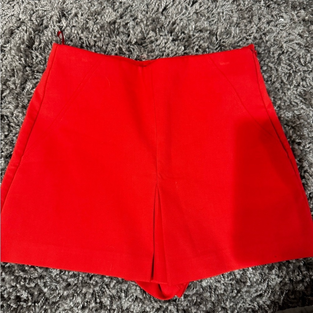 Zara shorts in cajon red NWOT - Picture 1 of 5